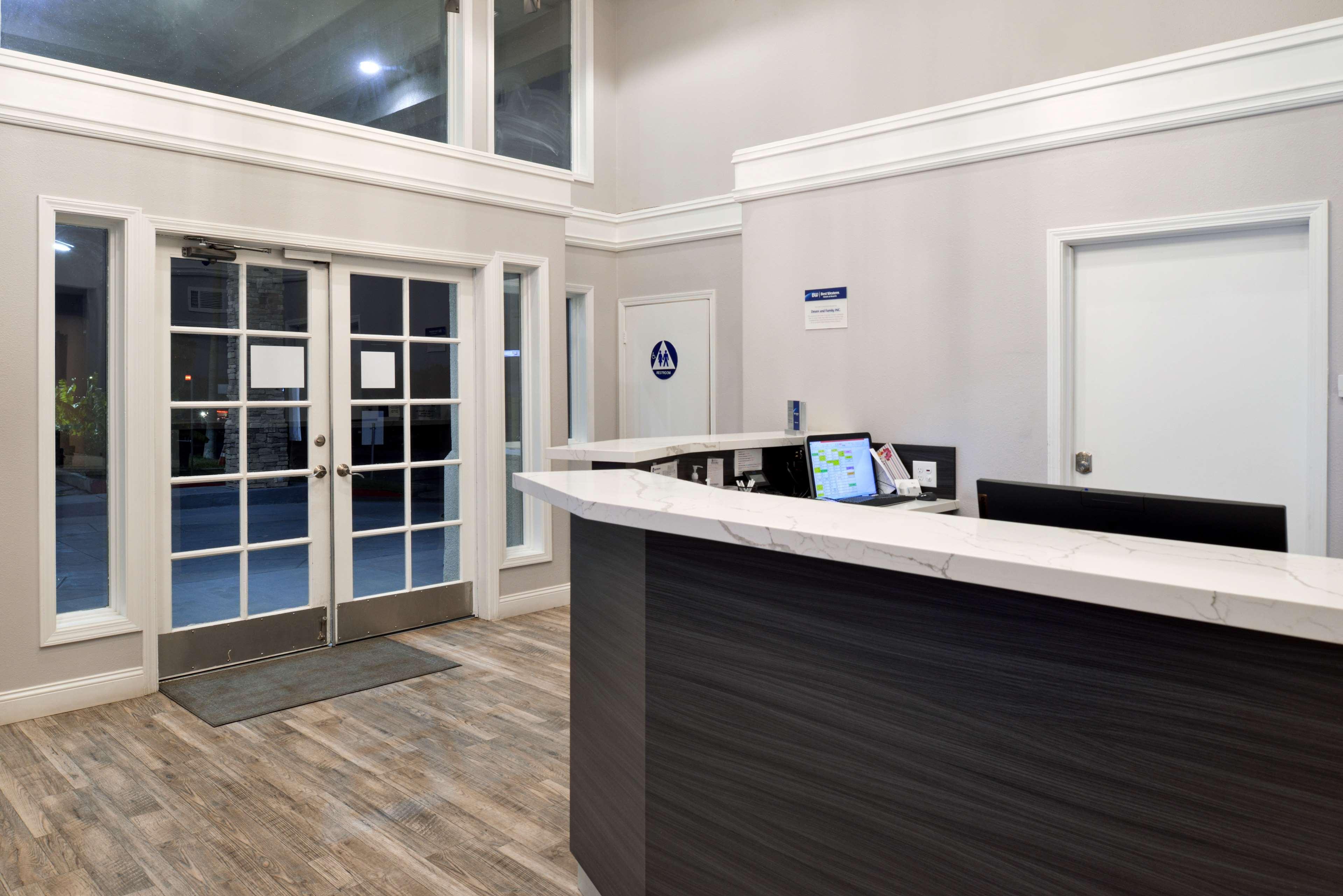 Hotel Best Western & 3*