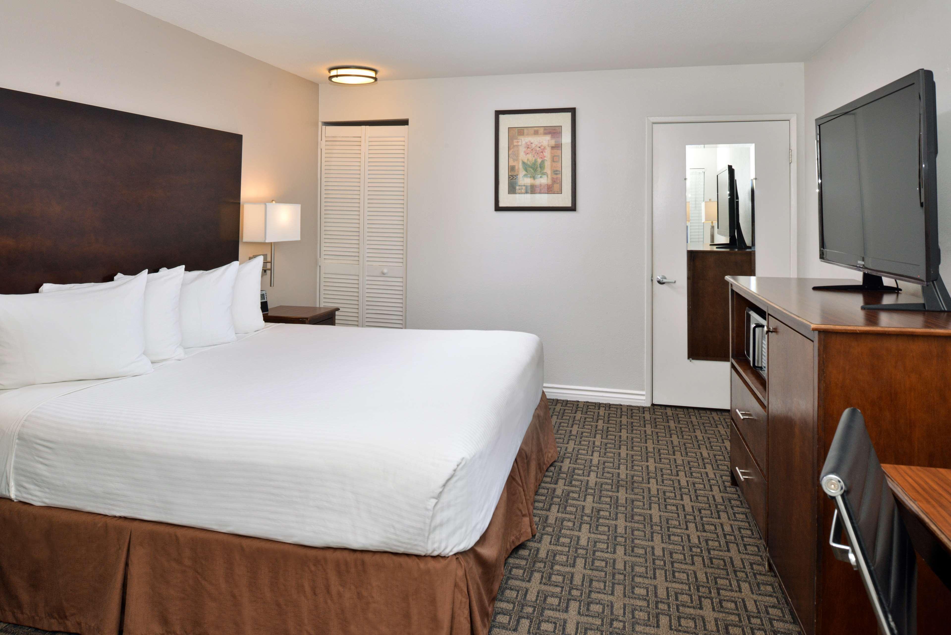 Western Kettleman & 3* Kettleman City