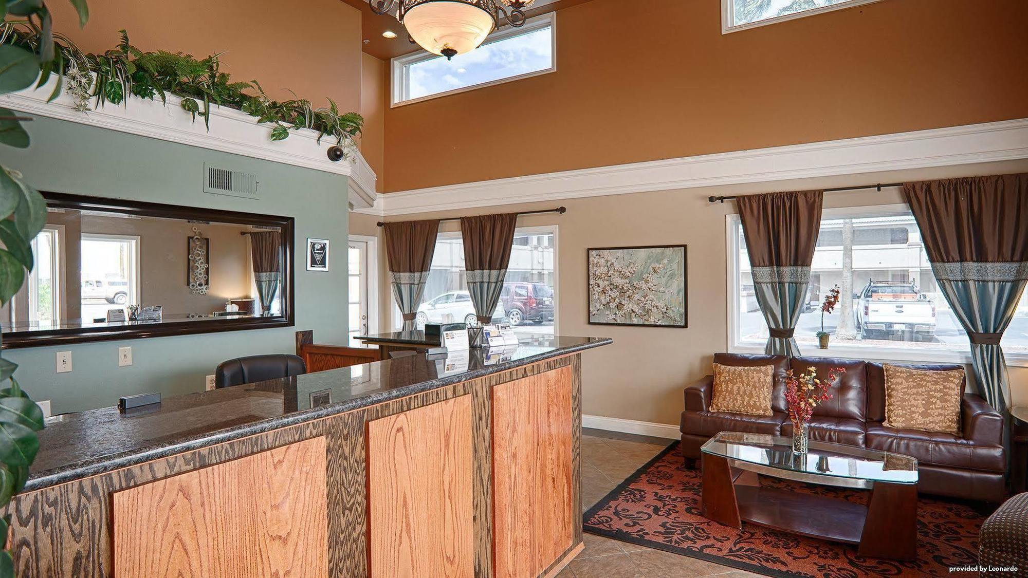 Western Kettleman & Hotel 3*
